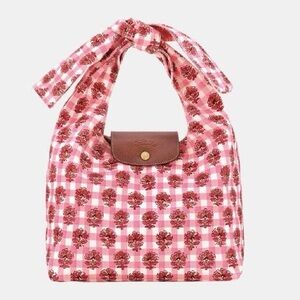 Le Pliage Longchamp Collection M Shoulder Bag in Blush